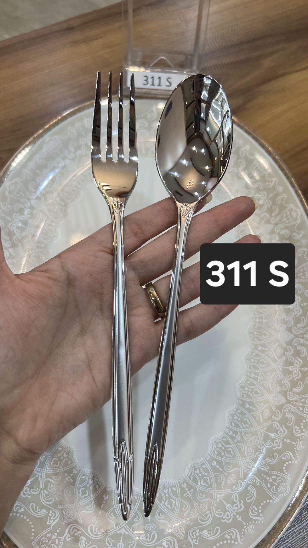 سرویس قاشق چنگال اس جی 143 پارچه 30 نفره مدل 311s